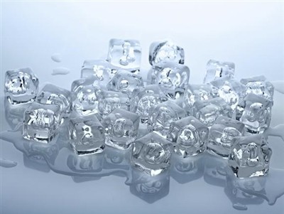 Сухой лед против нормального льда: в чем разница?